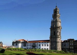 Porto: Irmandade da Torre dos Clérigos angariou mais de 17 mil e 700 euros para Hospital Pedro Hispano