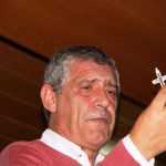 Igreja/Cultura: Fernando Santos vai receber o «Prémio Árvore da Vida - Padre Manuel Antunes» no Estoril