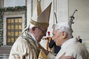 Vaticano: Papa diz que liberdade cristã se contrapõe à «pretensão totalitária do Estado marxista»