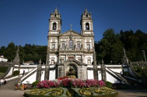 Igreja: «Santuários devem abrir-se ao exterior» - padre Sezinando Alberto