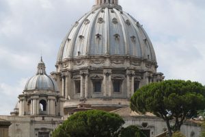 Vaticano: Bispo argentino acusado de abusos sexuais