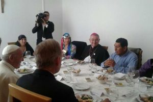 Chile: Papa almoçou com indígenas em Araucanía, a «terra da discórdia»
