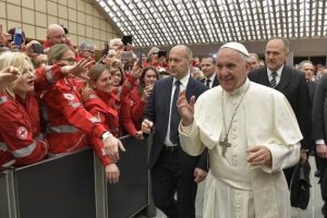 Vaticano: Papa destaca trabalho das organizações humanitárias como «verdadeiras bofetadas ao egoísmo social»