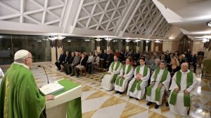 Vaticano: Papa condena «vida dupla» do clero