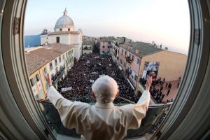 Vaticano: O dia em que Bento XVI se despediu como simples «peregrino»
