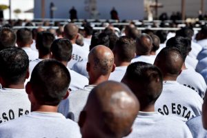 Igreja: Papa envia mensagem de esperança aos presos de todo o mundo