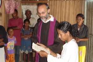 Missão em Timor com Frei Fernando Cabecinhas - Emissão 26-02-2018