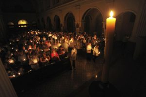 Liturgia: Três dias de celebração rumo à Páscoa, maior festa cristã