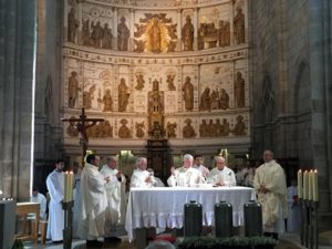 Guarda: Bispo, sacerdotes e diáconos celebram Missa Crismal a 19 de junho, seguido de encontro de clero