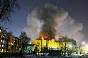 Vaticano: Papa lamenta morte de crianças em incêndio num centro comercial da Sibéria