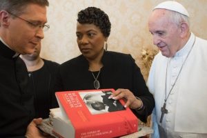 Vaticano: Papa recebeu filha de Martin Luther King