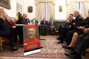 Publicações: Obra apresenta percurso biográfico do «Núncio Português» que representou o Papa em 12 países