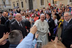 Roma: Papa Francisco vai visitar «pequena ONU» católica