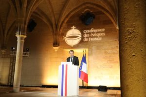 França: Emmanuel Macron e representantes católicos estreitam laços após serão no Colégio dos Bernardinos