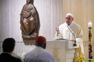 Vaticano: Papa alerta para fé «interesseira» que procura apenas os milagres