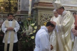 Santarém: Bispo desafia novo diácono a atenção aos pobres