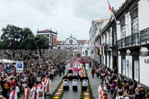 Angra: Arcebispo de Boston preside às festas do Senhor Santo Cristo dos Milagres