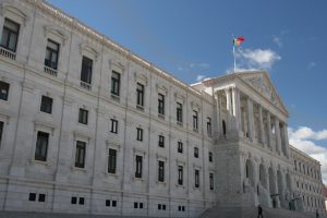 Legislativas 2019: «O mínimo que se espera é o exercício de voto» - Bispo do Porto