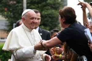Igreja/Sociedade: Papa lamenta ditadura do trabalho que rouba tempo às famílias