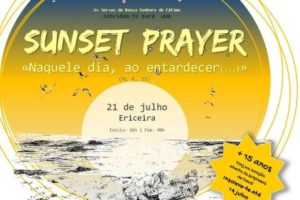 Vida Consagrada: «Sunset Prayer» na Praia da Ericeira