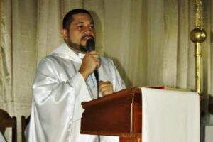 Venezuela: Sacerdote católico assassinado em paróquia dedicada a Nossa Senhora de Fátima