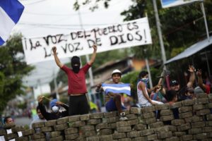 Nicarágua: Igreja Católica denuncia ataques «brutais e arrogantes» contra um centro humanitário