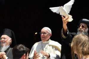 Ecumenismo: Paz é única alternativa para o Médio Oriente - Papa Francisco (c/vídeo)