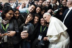 Os jovens, o discernimento vocacional e as comunidades católicas, com padre Filipe Diniz - Emissão 03-07-2018