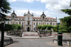 Coimbra: Seminário Maior apresenta-se «de corpo e alma» num shopping da cidade