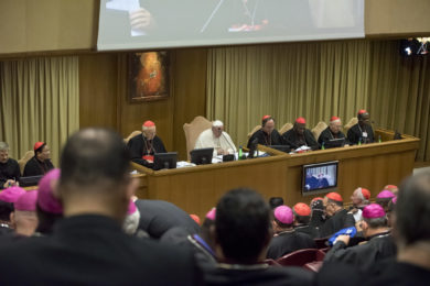 Sínodo 2023: Relator-geral projeta debate sobre futuro da Igreja e admite tensões