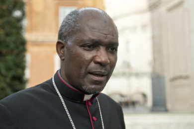 A juventude aos olhos do arcebispo de Lubango, Angola - Emissão 06-11-2018