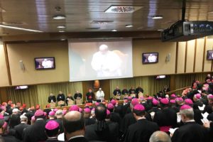 Sínodo 2018: D. Joaquim Mendes propõe Igreja «família» como resposta a sentimento de «orfandade» dos jovens