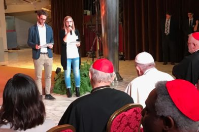 Sínodo 2018: Jovens ofereceram espetáculo ao Papa, com carta de apoio ao seu «sonho» para a Igreja