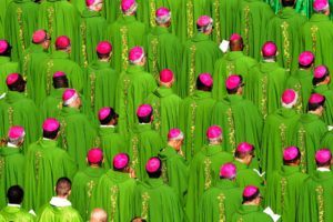 Sínodo 2018: Papa lança Igreja ao encontro dos jovens, sem medo de superar barreiras e «preconceitos»