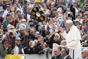 Vaticano: «A indiferença mata», denuncia Francisco (c/vídeo)