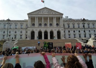 Portugal: «Caminhada pela Vida» foi ao Parlamento afirmar tolerância zero para «políticas fraturantes»