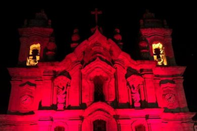 Portugal: Monumentos «pintaram-se» de vermelho para denunciar perseguição aos cristãos no mundo