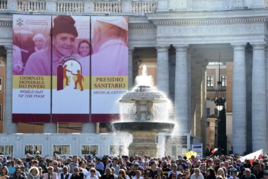Vaticano: Papa convida 3 mil pessoas pobres para almoço