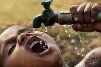 Papa: Falta de água potável para todos é «uma enorme vergonha para a humanidade»