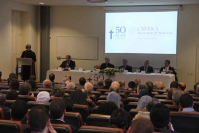 UCP: Faculdade de Teologia enfrenta o desafio da internacionalização