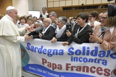 Vaticano: Papa recebeu voluntários da Sardenha
