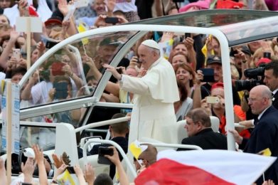 Polónia: Papa enaltece história de «sacrifício» do povo polaco no centenário da independência do país
