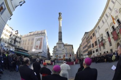 Papa: Francisco pede proteção da Imaculada Conceição para famílias na diáspora