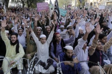 Paquistão: Dois irmãos cristãos enfrentam pena de morte por blasfémia