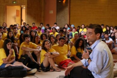 Taizé: Passar o ideal da hospitalidade aos jovens permitirá «construir uma Europa mais solidária» - Irmão David