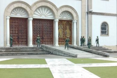 Venezuela: Bispos rezam pelo país e pedem respeito pelos direitos da população