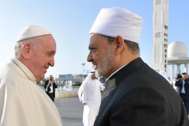 Emirados: Papa e grande imã de Al-Aazhar assinam declaração inédita que condena terrorismo e intolerância