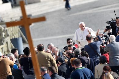 Vaticano: «O mal tem os dias contados», diz Francisco (c/vídeo)