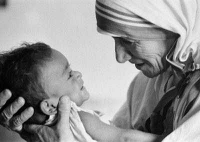 Cinema: Cavaleiros de Colombo lançam documentário sobre Madre Teresa de Calcutá