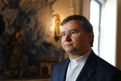 Igreja: Bispo que coordena o setor dos media sublinha «forte desejo de renovação» do novo bispo auxiliar de Lisboa